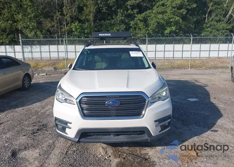 2019 Subaru Ascent Limited z USA, uszkodzony, nr VIN 4S4WMAPD7K3417870